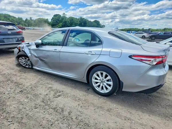 4T1B11HK9KU751283 2019 TOYOTA CAMRY - Image 2