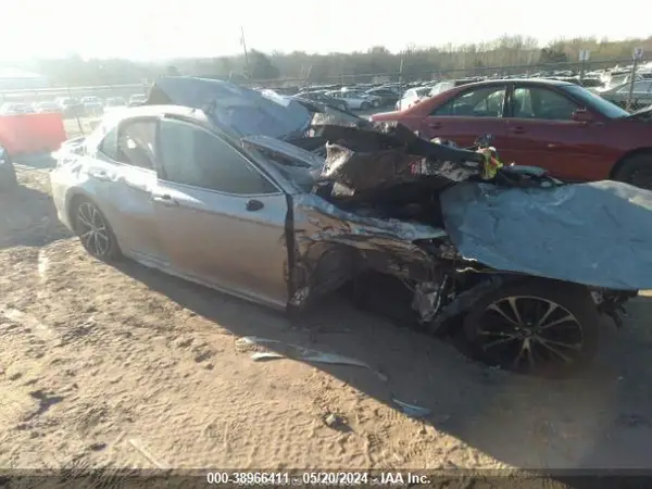 4T1B11HK9KU751509 2019 TOYOTA CAMRY