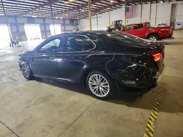 4T1B11HK9KU752627 2019 TOYOTA CAMRY - Image 2