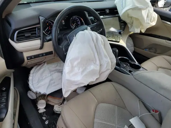 4T1B11HK9KU765166 2019 TOYOTA CAMRY - Image 8