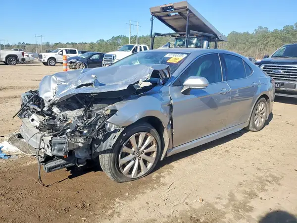 4T1B11HK9KU765555 2019 TOYOTA CAMRY - Image 1
