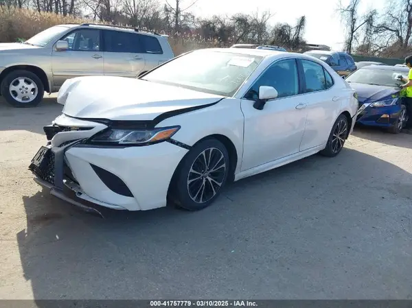4T1B11HK9KU766821 2019 TOYOTA CAMRY - Image 2