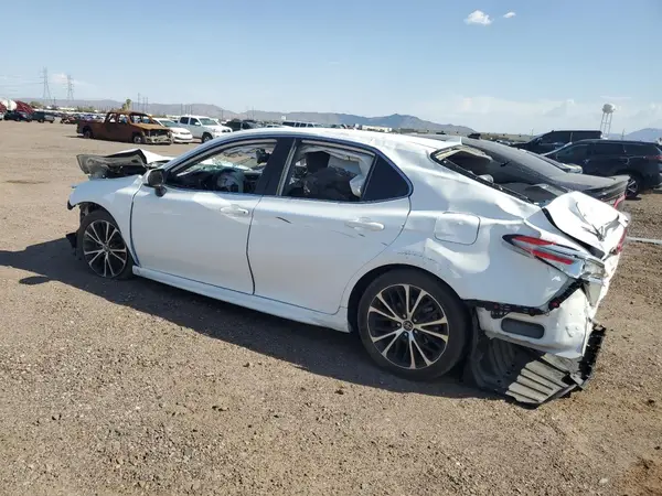 4T1B11HK9KU769783 2019 TOYOTA CAMRY - Image 2