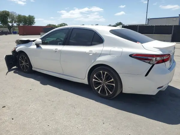 4T1B11HK9KU769962 2019 TOYOTA CAMRY - Image 2
