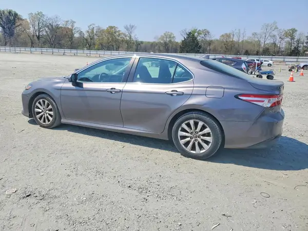 4T1B11HK9KU772229 2019 TOYOTA CAMRY - Image 2