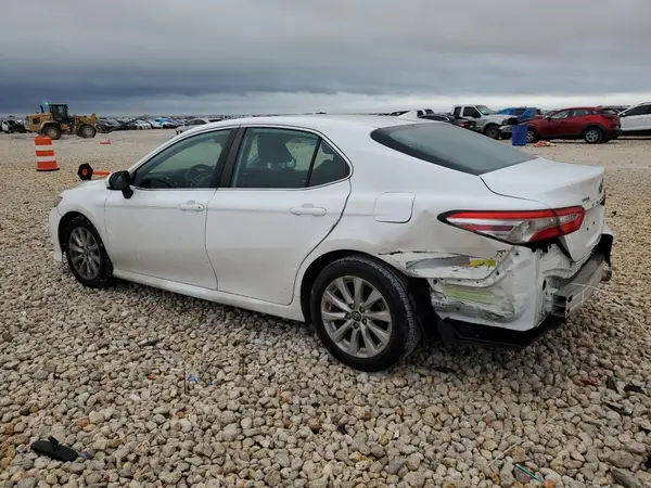 4T1B11HK9KU772568 2019 TOYOTA CAMRY - Image 2