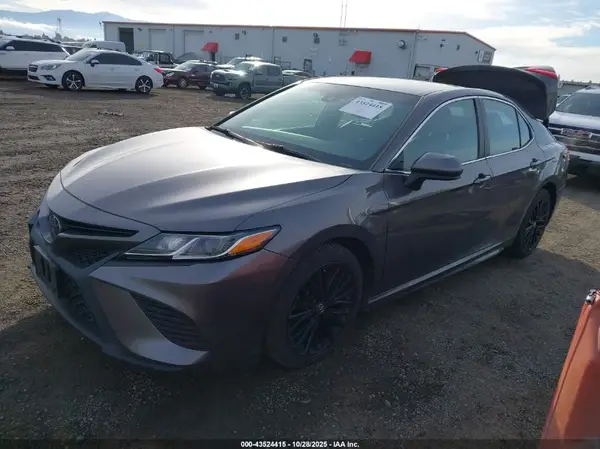 4T1B11HK9KU774448 2019 TOYOTA CAMRY - Image 2
