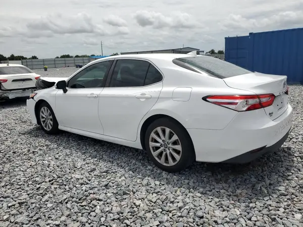 4T1B11HK9KU780511 2019 TOYOTA CAMRY - Image 2