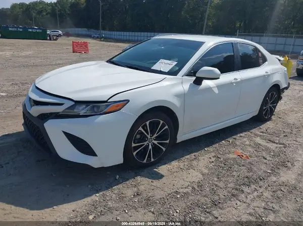 4T1B11HK9KU780802 2019 TOYOTA CAMRY - Image 2