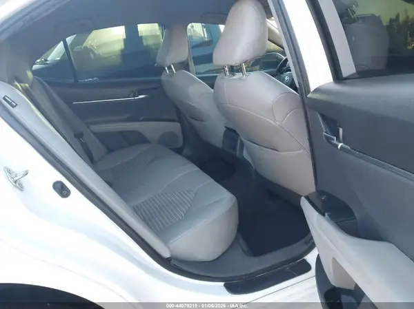4T1B11HK9KU781898 2019 TOYOTA CAMRY - Image 8