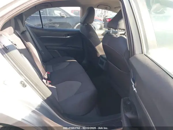 4T1B11HK9KU782615 2019 TOYOTA CAMRY - Image 8