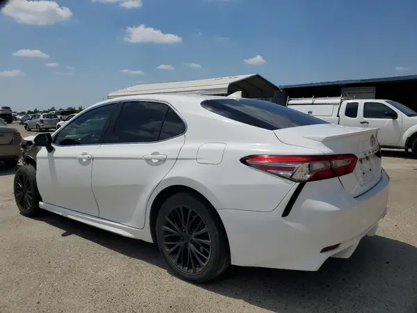 4T1B11HK9KU789239 2019 TOYOTA CAMRY - Image 2