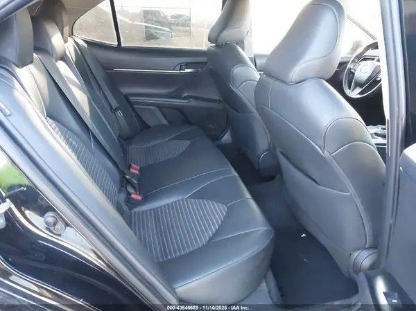 4T1B11HK9KU792335 2019 TOYOTA CAMRY - Image 8