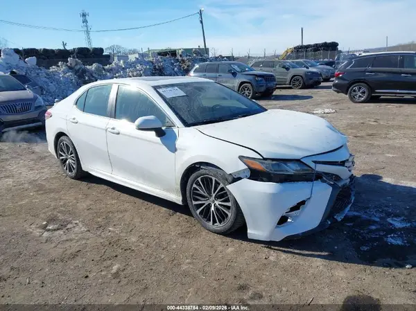 4T1B11HK9KU792805 2019 TOYOTA CAMRY - Image 1