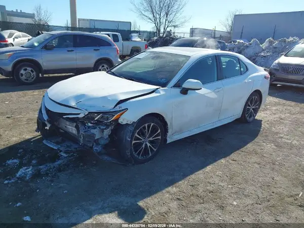 4T1B11HK9KU792805 2019 TOYOTA CAMRY - Image 2