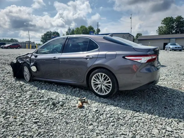 4T1B11HK9KU795350 2019 TOYOTA CAMRY - Image 2