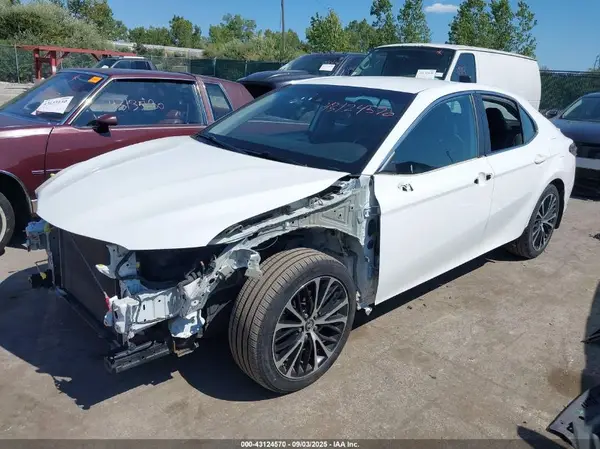4T1B11HK9KU799222 2019 TOYOTA CAMRY - Image 2