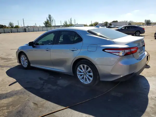 4T1B11HK9KU800336 2019 TOYOTA CAMRY - Image 2