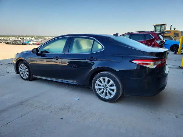 4T1B11HK9KU801339 2019 TOYOTA CAMRY - Image 2