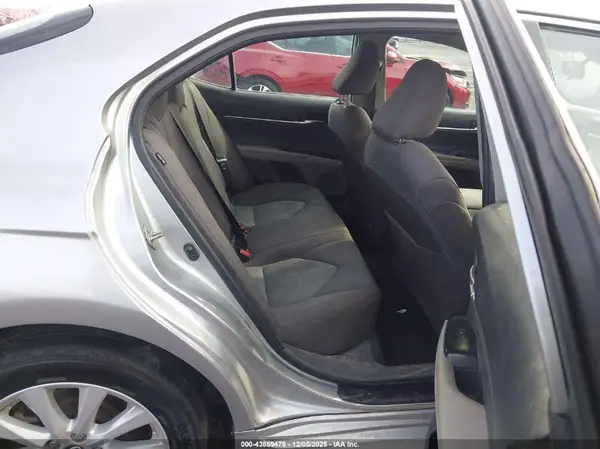 4T1B11HK9KU804807 2019 TOYOTA CAMRY - Image 8