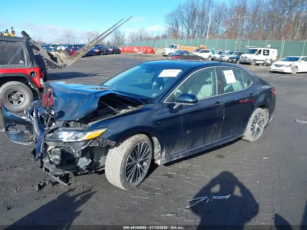 4T1B11HK9KU807173 2019 TOYOTA CAMRY - Image 2