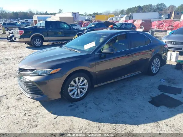 4T1B11HK9KU809909 2019 TOYOTA CAMRY - Image 2