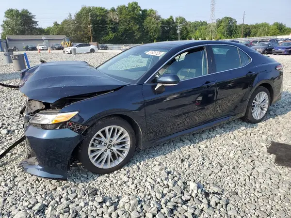 4T1B11HK9KU818786 2019 TOYOTA CAMRY - Image 1