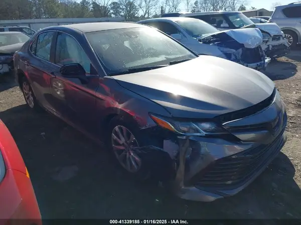 4T1B11HK9KU823910 2019 TOYOTA CAMRY - Image 1