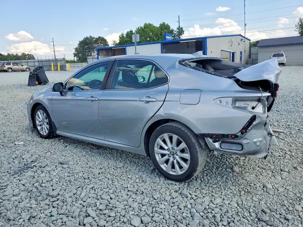 4T1B11HK9KU825429 2019 TOYOTA CAMRY - Image 2