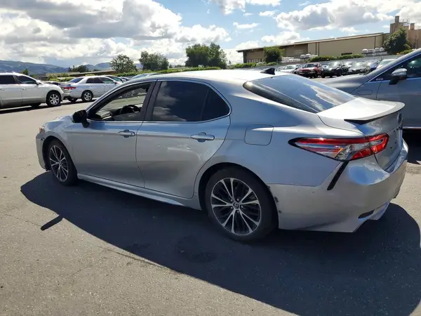 4T1B11HK9KU826385 2019 TOYOTA CAMRY - Image 2