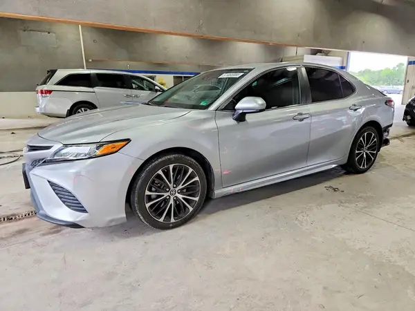 4T1B11HK9KU829044 2019 TOYOTA CAMRY - Image 1