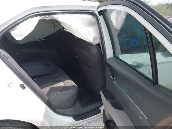 4T1B11HK9KU830968 2019 TOYOTA CAMRY - Image 8