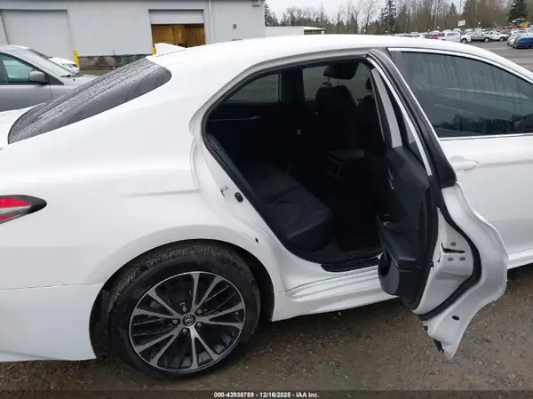 4T1B11HK9KU834163 2019 TOYOTA CAMRY - Image 8