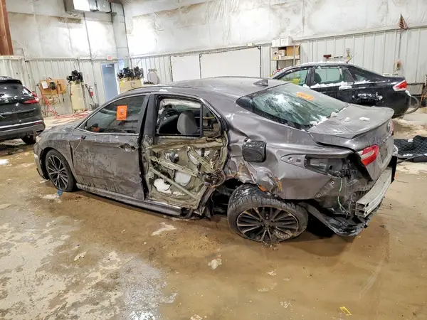 4T1B11HK9KU835457 2019 TOYOTA CAMRY - Image 2