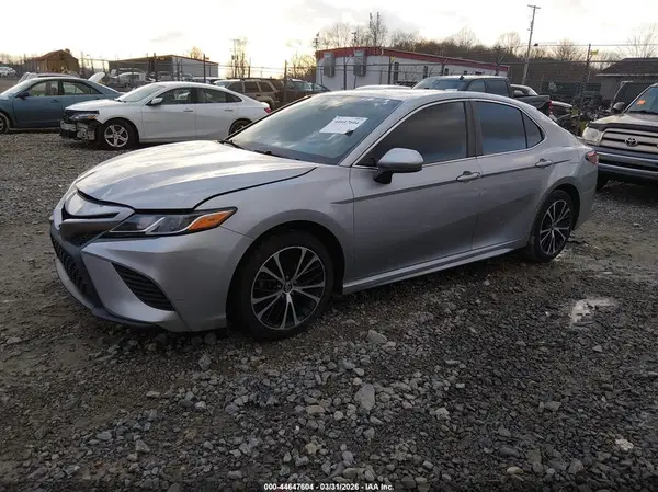 4T1B11HK9KU844580 2019 TOYOTA CAMRY - Image 2