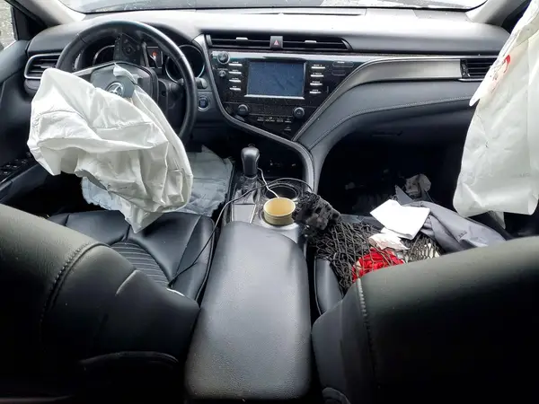 4T1B11HK9KU845230 2019 TOYOTA CAMRY - Image 8