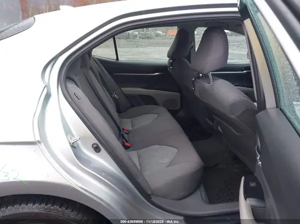 4T1B11HK9KU846006 2019 TOYOTA CAMRY - Image 8