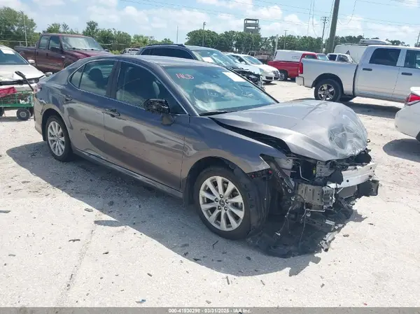 4T1B11HK9KU847009 2019 TOYOTA CAMRY - Image 1