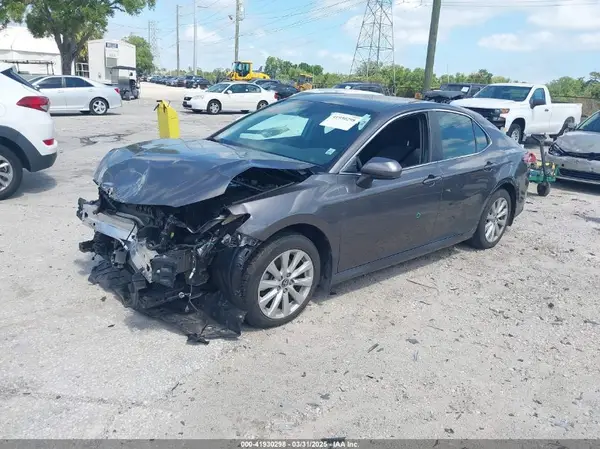 4T1B11HK9KU847009 2019 TOYOTA CAMRY - Image 2