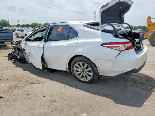 4T1B11HK9KU849312 2019 TOYOTA CAMRY - Image 2