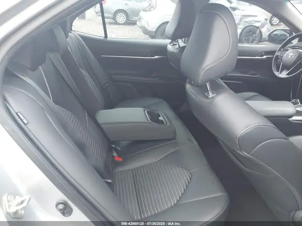 4T1B11HK9KU852484 2019 TOYOTA CAMRY - Image 8