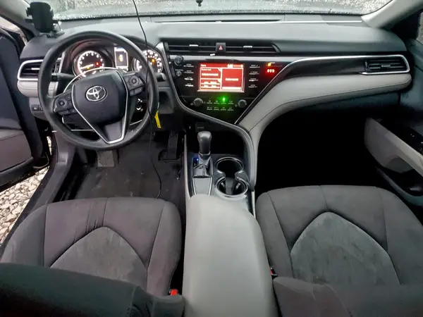 4T1B11HKXJU010090 2018 TOYOTA CAMRY - Image 8