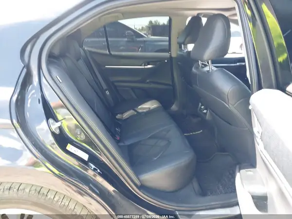 4T1B11HKXJU012504 2018 TOYOTA CAMRY - Image 8