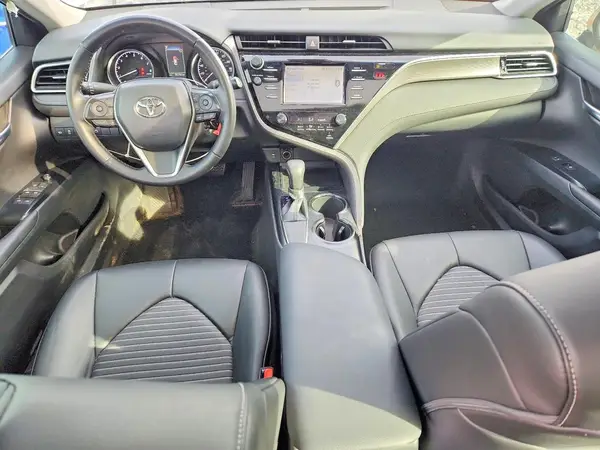 4T1B11HKXJU015483 2018 TOYOTA CAMRY - Image 8