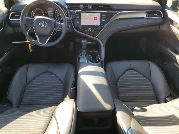 4T1B11HKXJU019033 2018 TOYOTA CAMRY - Image 8