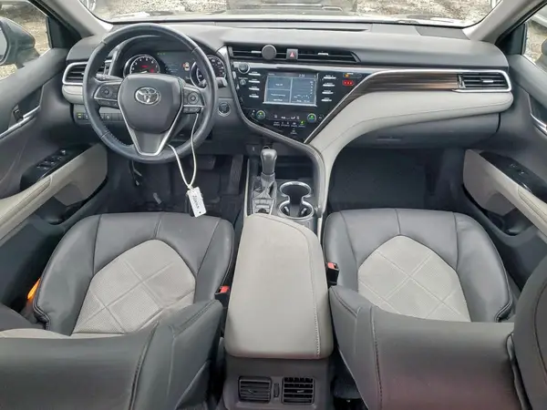 4T1B11HKXJU019226 2018 TOYOTA CAMRY - Image 8