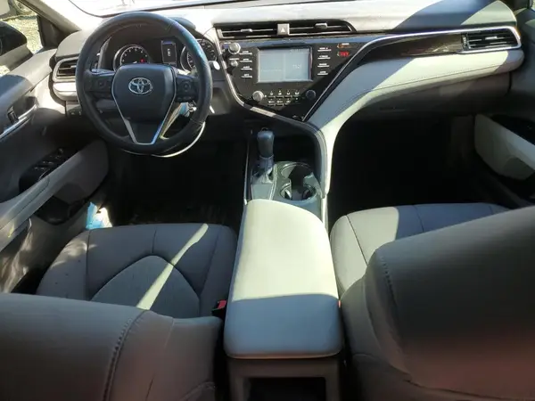 4T1B11HKXJU020456 2018 TOYOTA CAMRY - Image 8