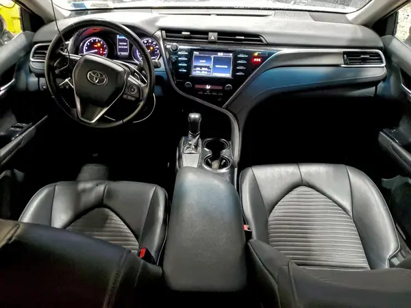 4T1B11HKXJU020618 2018 TOYOTA CAMRY - Image 8