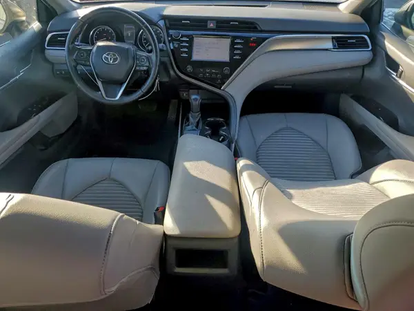 4T1B11HKXJU020750 2018 TOYOTA CAMRY - Image 8