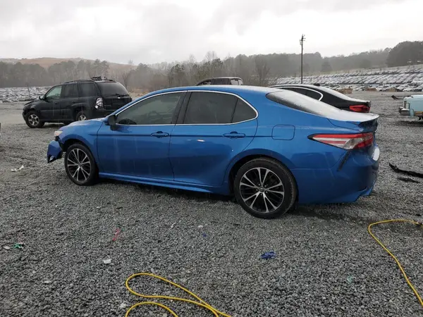 4T1B11HKXJU024829 2018 TOYOTA CAMRY - Image 2